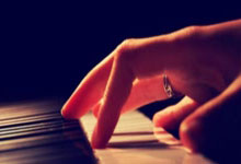 [澳网]澳大利亚9频道记者向德约科维奇道歉.